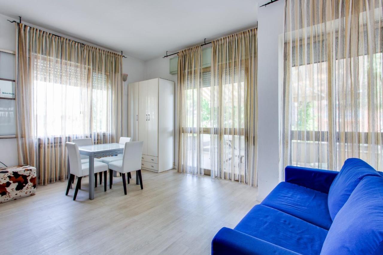 Hotel Flora Milano Marittima Buitenkant foto